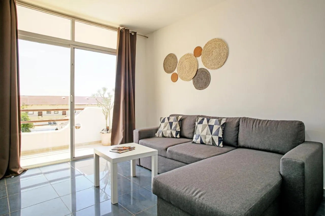 Cozy 1 Bedroom Flat With Pool In Playa Paraiso, Marina Palace 425 Costa Adeje